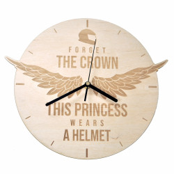 Forget the crown, this princess wears a helmet - drevené nástenné hodiny s gravírovaním