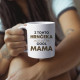 Z tohto hrnčeka môže piť len cool mama - keramický hrnček s potlačou