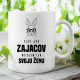 Viac ako zajacov milujem len svoju ženu - keramický hrnček s potlačou