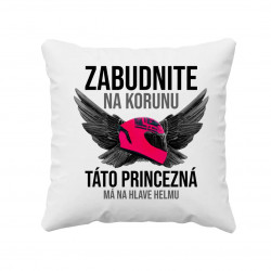 Zabudnite na korunu - táto princezná má na hlave helmu - vankúš s potlačou